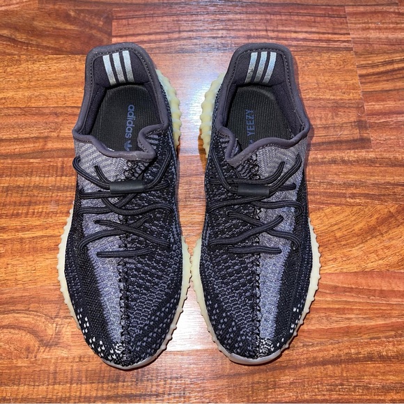 Yeezy Boost 350 V2 ‘Carbon’ or ‘Asriel’ - Picture 3 of 8